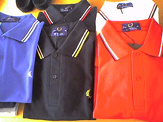 OCRES�i�I�[�N���j�F���׏��^�p�����́yFREDPERRY�z������Ă܂��B