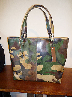 anialy
�V���v���g�[�g�o�b�O