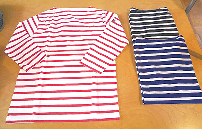 SAINT JAMES
�{�[�_�[�V���c�i���F���b�h�^�E��F�u���b�N�^�E���F�l�C�r�[�j