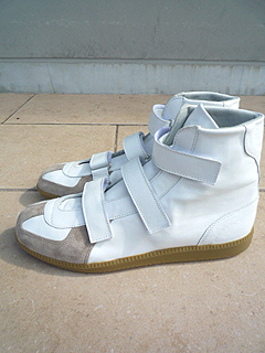 GERMANTRAINER
�x���N���n�C�J�b�g�X�j�[�J�[