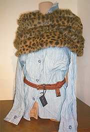 Laxmi�@�t�F�C�N�t�@�[�E�H�[�}�[
or slow�@�V�����u���[�V���c
Anderson's�@���b�V���x���g