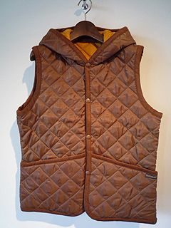 LAVENHAM
�L���e�B���O���F�X�g�i�\�^�u���E���j