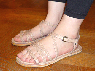 BUTTERO
���b�V���t���b�g�T���_��