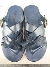 EMOZIONI
���U�[�T���_���i�l�C�r�[�j