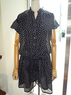 Porter des bouttons
�h�b�g���R���r�l�]��