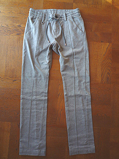 SOLIDO
�R�b�g���W���[�W�[�p���c�i���C�g�O���[�j