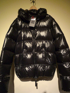 DUVETICA�i\67200��\53760�j