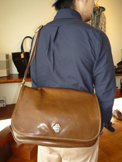 aniary�@�k���v�V�����_�[�o�b�O�i���n�F�I�[�N�j