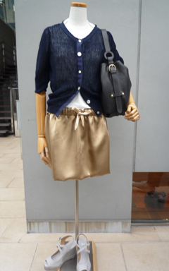 Scye�i�����s�[�X�jPorter des boutons�i�J�[�f�B�K���j
Castanier�i�T���_���j
IL BIZONTE�i�o�b�O�j