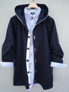 �p�[�J�ƃV���c���d�˂�Ɓc����ȂɃo�b�`���ȃX�^�C�����O���o���܂��B