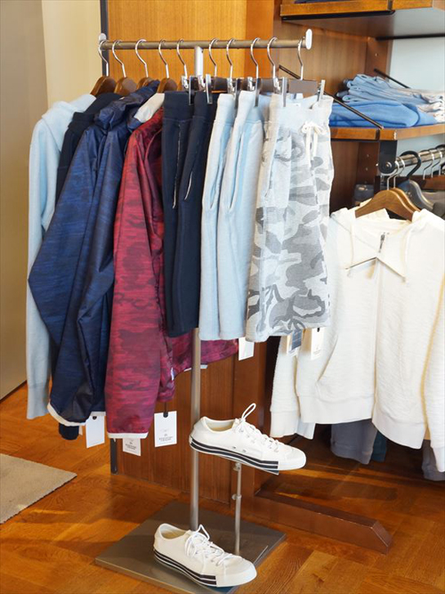 IL BISONTE�i�V�����_�[�o�b�O�j