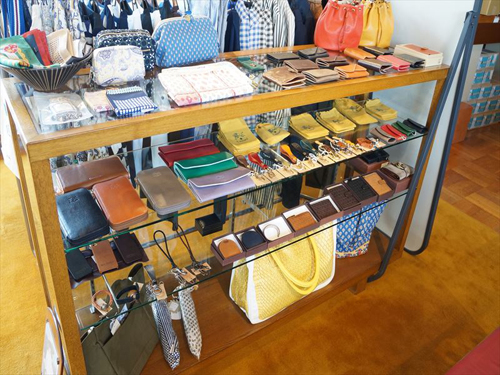 IL BISONTE�i�V�����_�[�o�b�O�j