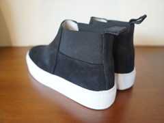 Amb �X�E�F�[�h�T�C�h�S�A�X�j�[�J�[�i�u���b�N�j