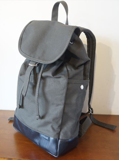 CYCLUS �o�b�N�p�b�N�i�I���[�u�j