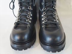 �}�E���e���u�[�c�iBUTTERO�j