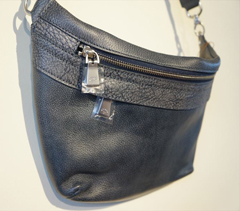 aniary�F�{�f�B�o�b�O