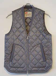 Traditional Weatherwear�F���ȃx�X�g