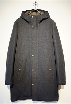 �R�[�g�ithree dots�j