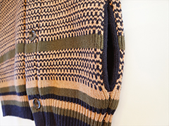 TOMORROWLAND - �V���[���J���[�j�b�g